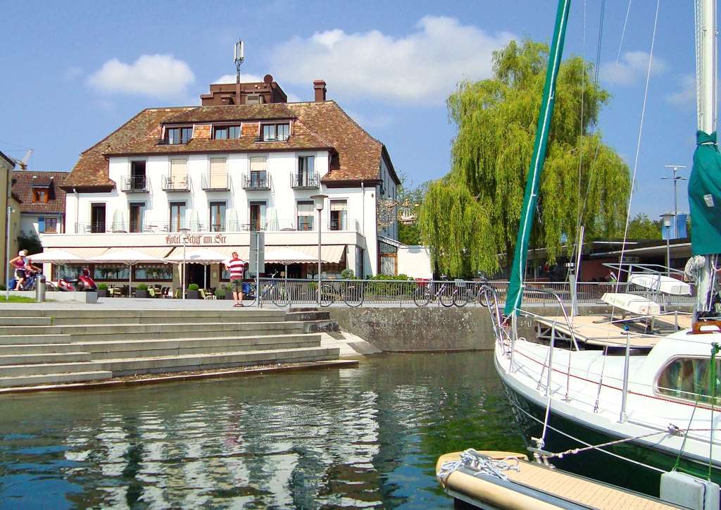 Hotel Schiff Am See Konstanz Bagian luar foto
