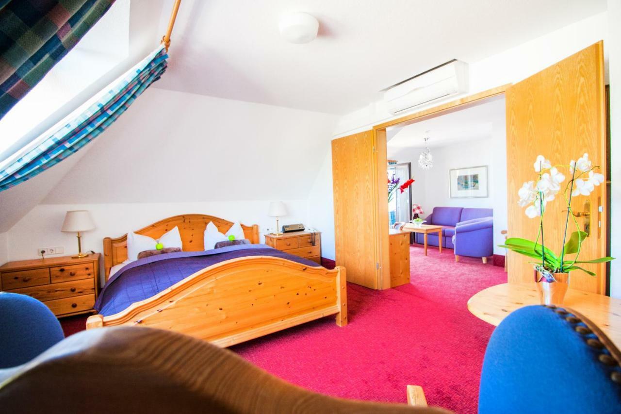 Hotel Schiff Am See Konstanz Bagian luar foto