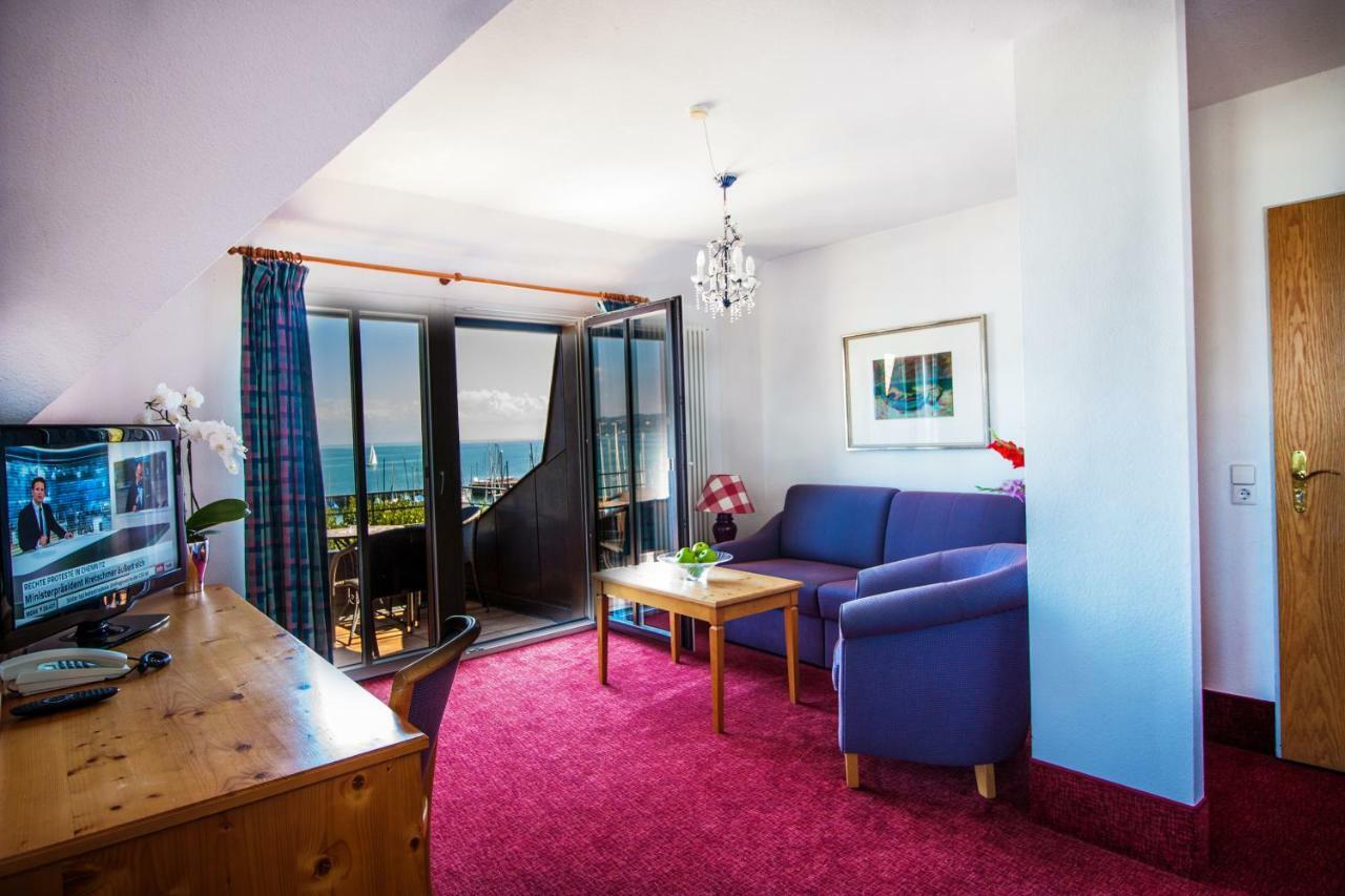 Hotel Schiff Am See Konstanz Bagian luar foto